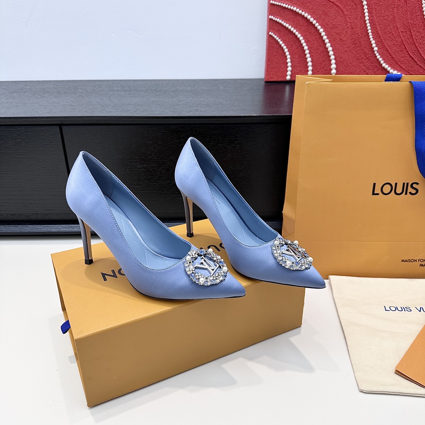 Women's high heels